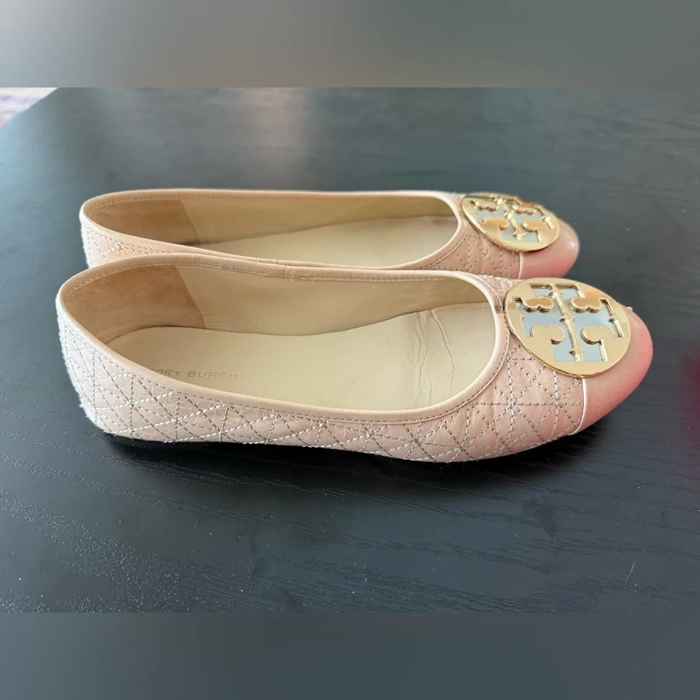 Tory Burch Claire Quilted Ballet Flat Nappa Leather New Porcelain size 7